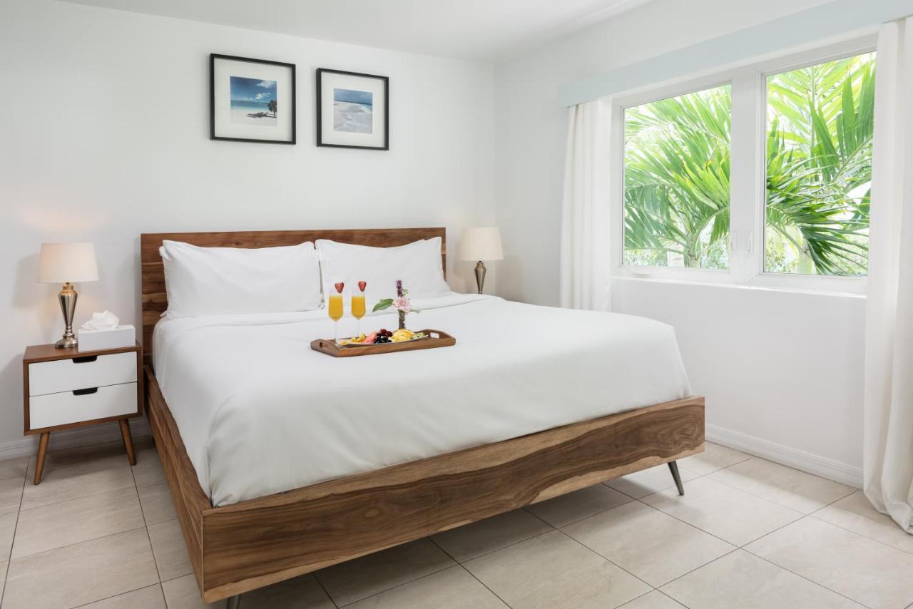 The Oasis At Grace Bay Hotel Room photo