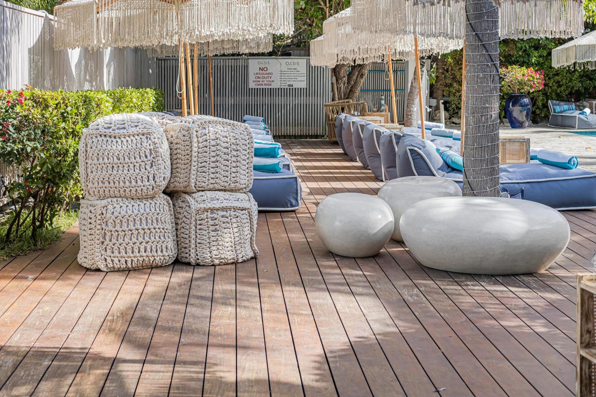 The Oasis At Grace Bay Hotel Exterior photo